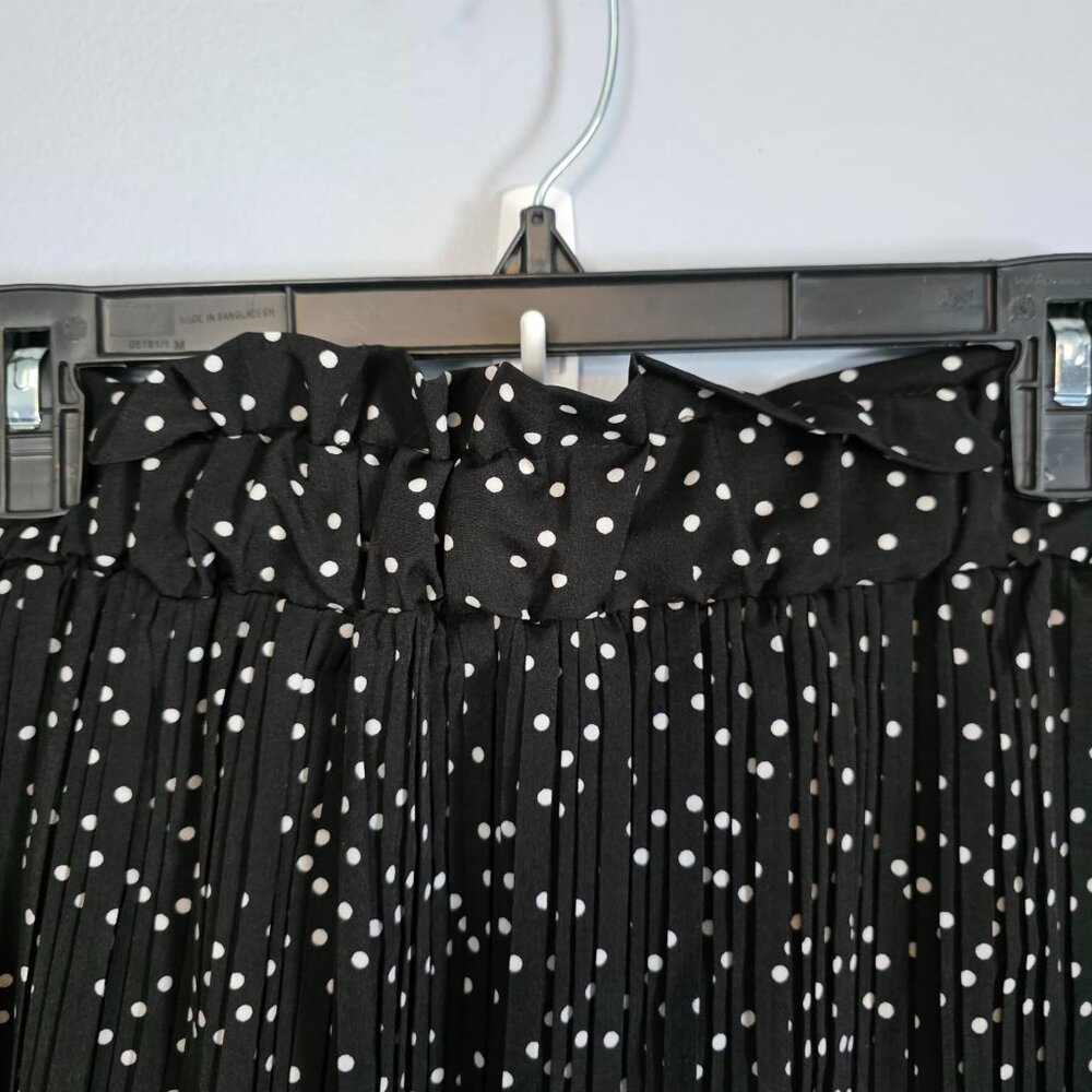 Women's Soft pleated Polka Dot Long Skirt - Picture 5 of 7